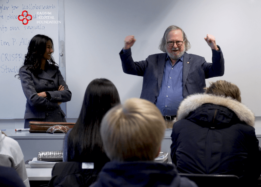 Skoleelever fikk besøk av nobelprisvinner i medisin