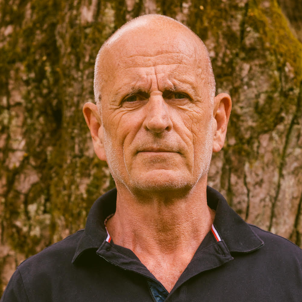 Peter_Warren